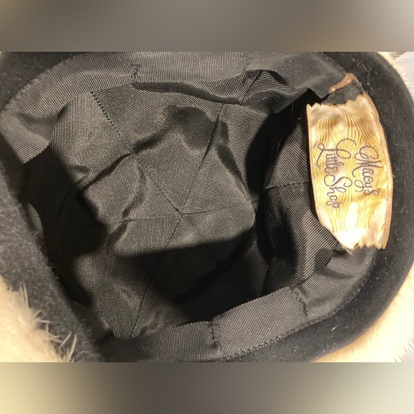 Vintage 1960s Macys Kids  girls Audrey Hepburn faux fur hat with bow! - Picture 6 of 6